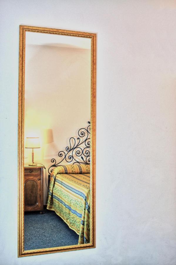 Hotel Torcolo "Residenze Del Cuore" Verona Ngoại thất bức ảnh